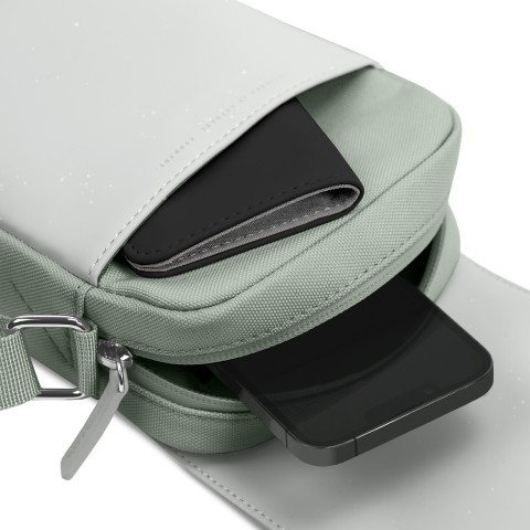Kapten & Son Umhängetasche Mala Muted Mint