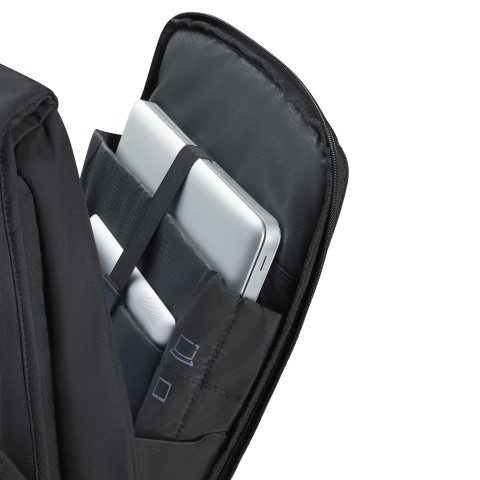 Samsonite slim backpack 2025