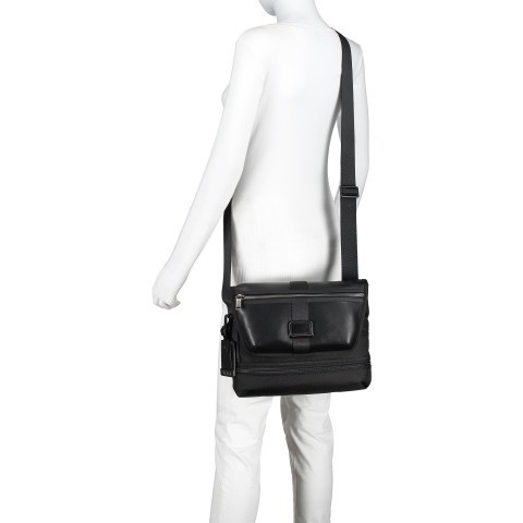 Tumi Umhangetasche Alpha Bravo Travis Black