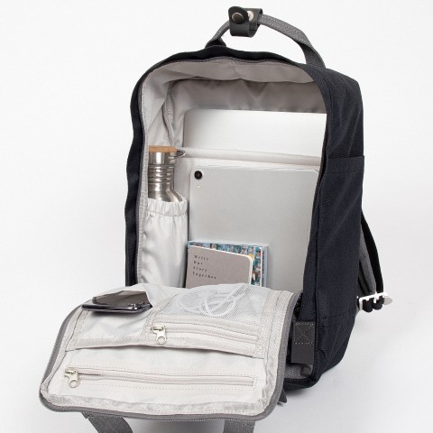 Doughnut Rucksack Macaroon Volumen 16 Liter Charcoal Nautical - Main Image