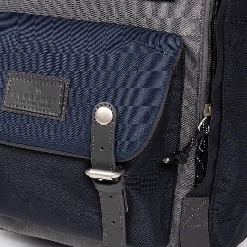 Doughnut Rucksack Macaroon Volumen 16 Liter Charcoal Nautical