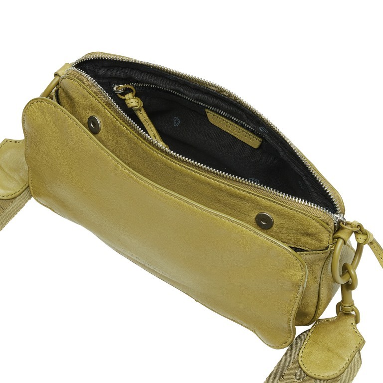 Umhängetasche Clarice Crossbody Bag M Matcha, Farbe: grün/oliv, Marke: Liebeskind Berlin, EAN: 4099593010967, Abmessungen in cm: 27x15x8, Bild 4 von 5