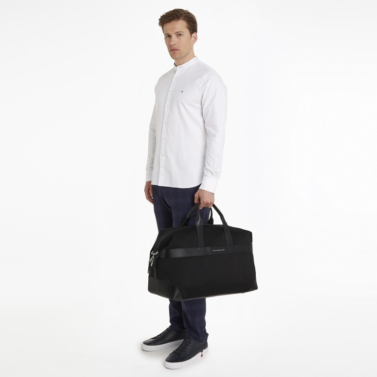 Reisetasche Urban Weekender Black, Farbe: schwarz, Marke: Tommy Hilfiger, EAN: 8720642474220, Abmessungen in cm: 50x30x23, Bild 3 von 7