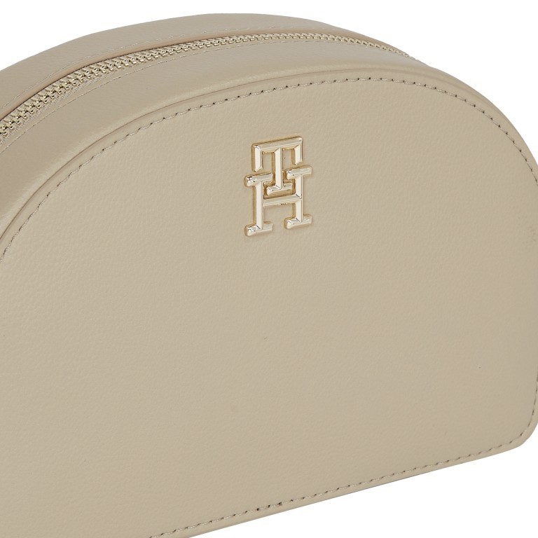 Umhängetasche Tommy Life Half Moon Camera Bag Beige, Farbe: beige, Marke: Tommy Hilfiger, EAN: 8720643584621, Abmessungen in cm: 21x14x6.5, Bild 4 von 4