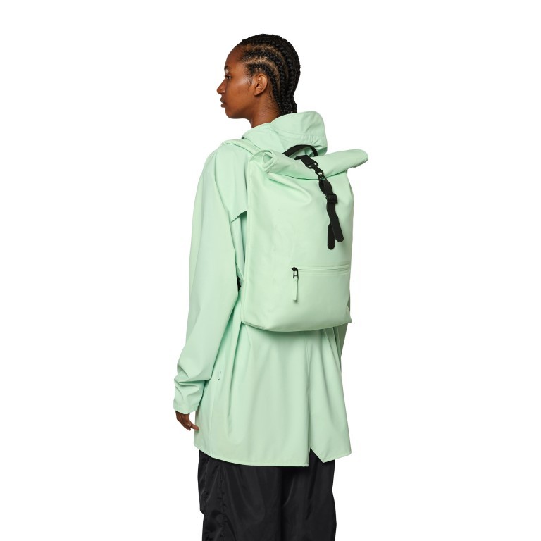 Rucksack Rolltop Mineral, Farbe: grün/oliv, Marke: Rains, EAN: 5711747537456, Abmessungen in cm: 31x49x10, Bild 3 von 6