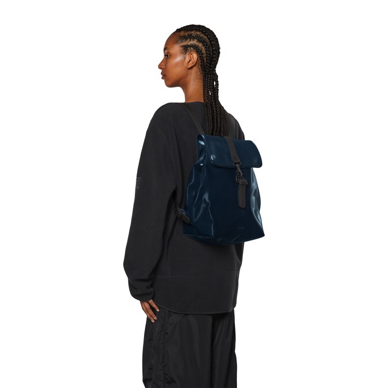 Rucksack Bucket Backpack Ink, Farbe: blau/petrol, Marke: Rains, EAN: 5711747537685, Abmessungen in cm: 25x30x17, Bild 3 von 6