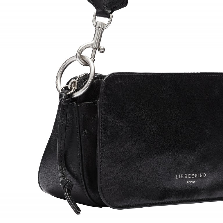 Umhängetasche Basic Clarice Black, Farbe: schwarz, Marke: Liebeskind Berlin, EAN: 4099593078066, Abmessungen in cm: 27x15x8, Bild 5 von 5