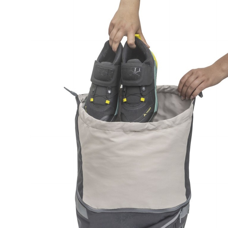 Fahrradtasche / Umhängetasche SortYour Business für Aqua Back Hinterradtaschen Black, Farbe: schwarz, Marke: Vaude, EAN: 4062218267718, Abmessungen in cm: 31x54x15, Bild 5 von 6