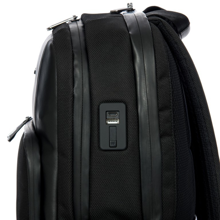 Rucksack Roadster 4.0 Backpack M1 SCHWARZ/Black, Farbe: schwarz, Marke: Porsche Design, EAN: 4056487025957, Abmessungen in cm: 32x43x15, Bild 9 von 10