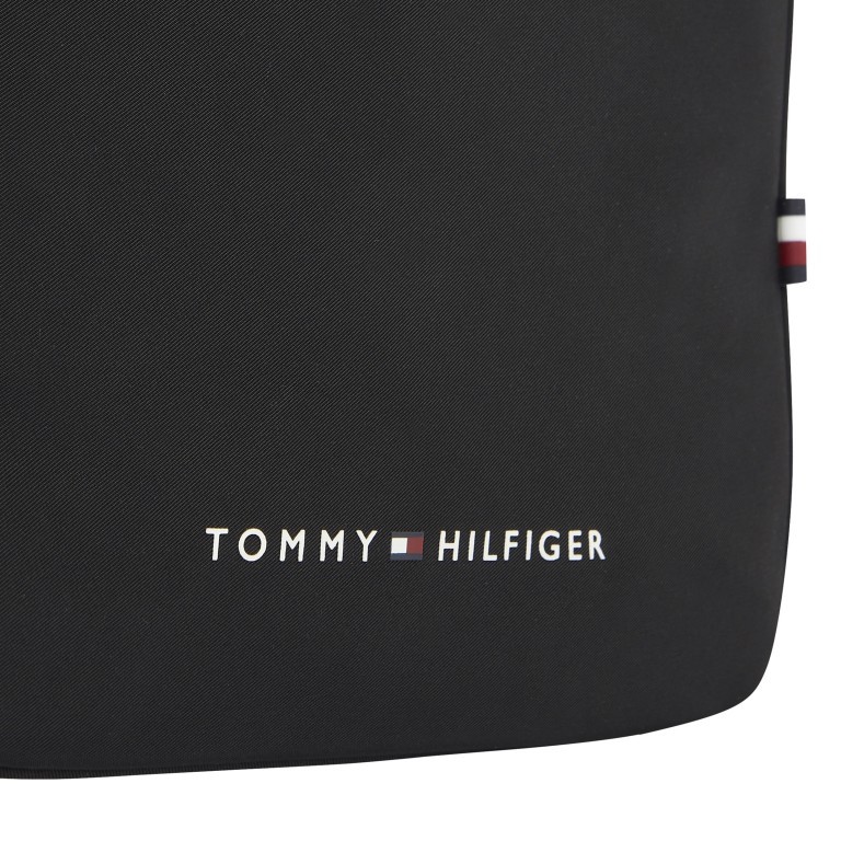 Umhängetasche Skyline Mini Crossover Black, Farbe: schwarz, Marke: Tommy Hilfiger, EAN: 8720645811244, Abmessungen in cm: 18.5x20.2x3, Bild 4 von 4