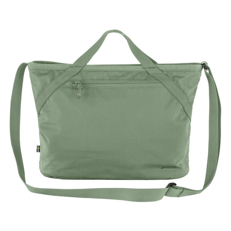 Tasche Vardag Crossbody Patina Green, Farbe: grün/oliv, Marke: Fjällräven, EAN: 7323451018268, Abmessungen in cm: 26x24x12, Bild 2 von 5