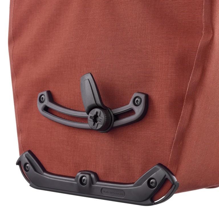 Fahrradtasche Back-Roller Plus Hinterrad Einzeltasche Volumen 20 Liter Dark Chili, Farbe: rot/weinrot, Marke: Ortlieb, EAN: 4013051056878, Bild 8 von 8