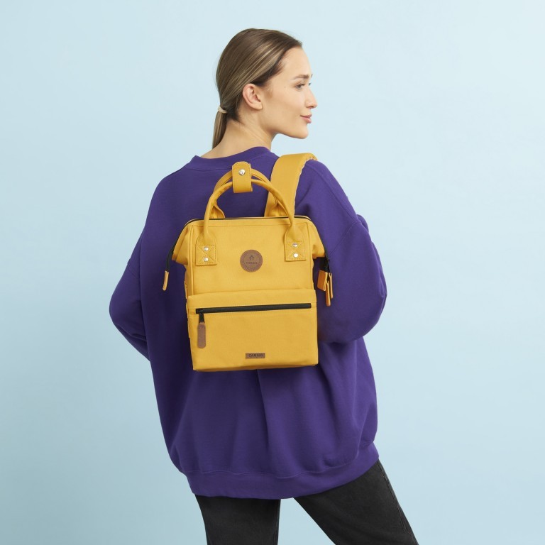 Rucksack Adventurer Small Marrakech mit zwei auswechselbaren Vortaschen Gelb, Farbe: gelb, Marke: Cabaia, EAN: 3701328346982, Abmessungen in cm: 23x32x13, Bild 7 von 10