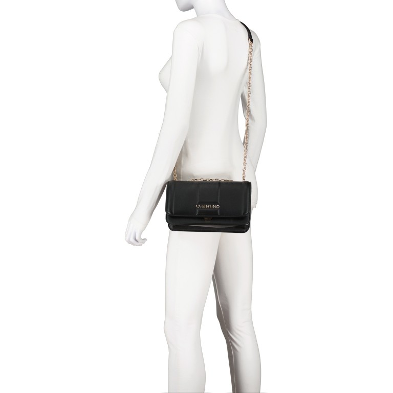 Umhängetasche Brass Nero, Farbe: schwarz, Marke: Valentino Bags, EAN: 8054942519139, Abmessungen in cm: 24.5x14.5x9, Bild 7 von 8