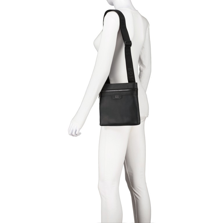 Umhängetasche Jareth Envelope Black, Farbe: schwarz, Marke: BOSS, EAN: 4063542969460, Abmessungen in cm: 22x21x2, Bild 4 von 6