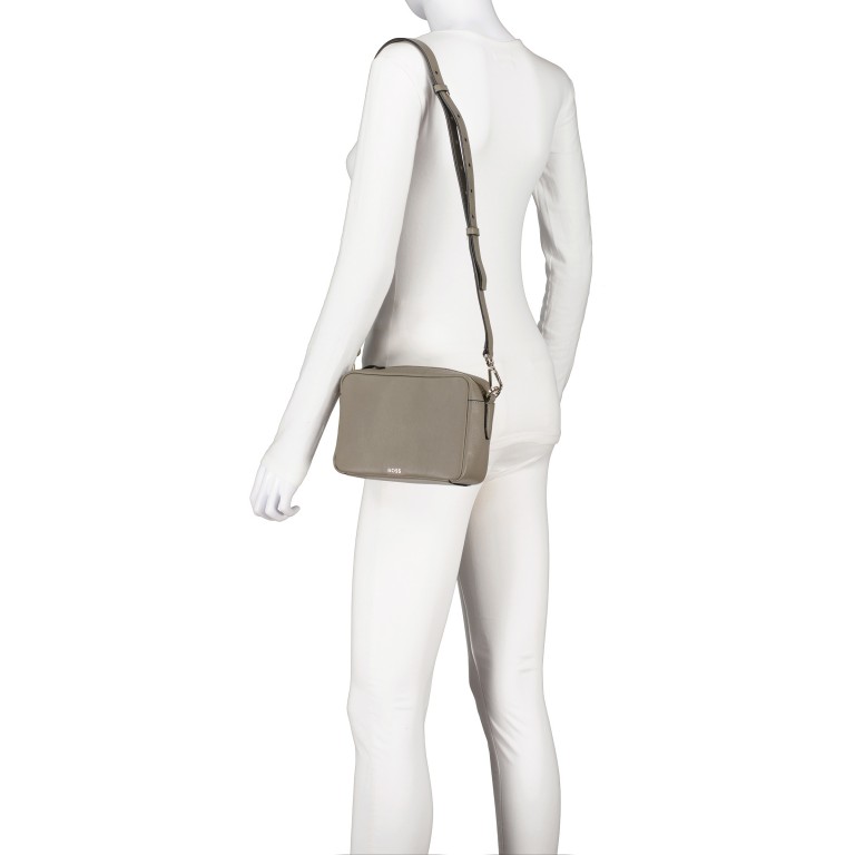 Umhängetasche Alyce Crossbody N mit zwei Riemen Medium Brown, Farbe: taupe/khaki, Marke: Boss, EAN: 4063543700802, Abmessungen in cm: 20.5x14.5x8, Bild 4 von 6