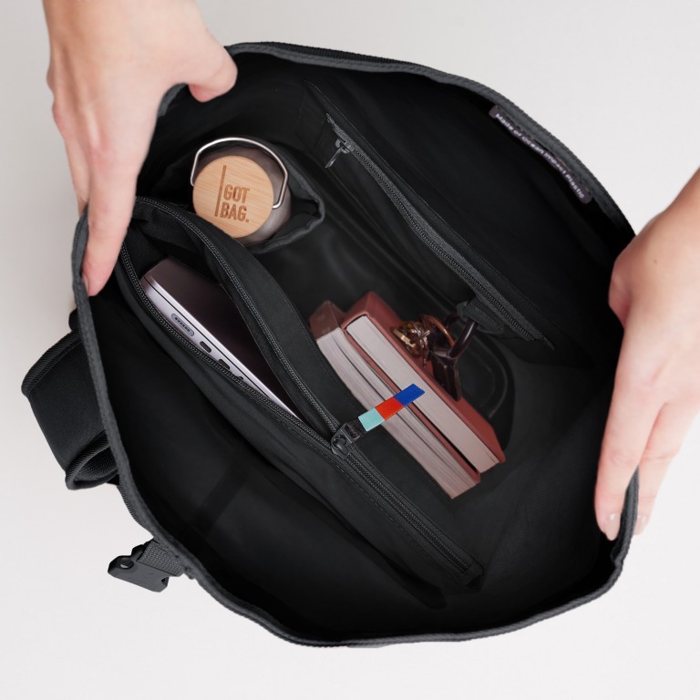 Rucksack Rolltop 2.0 Black, Farbe: schwarz, Marke: Got Bag, EAN: 4260483885518, Abmessungen in cm: 33x43x16, Bild 9 von 13