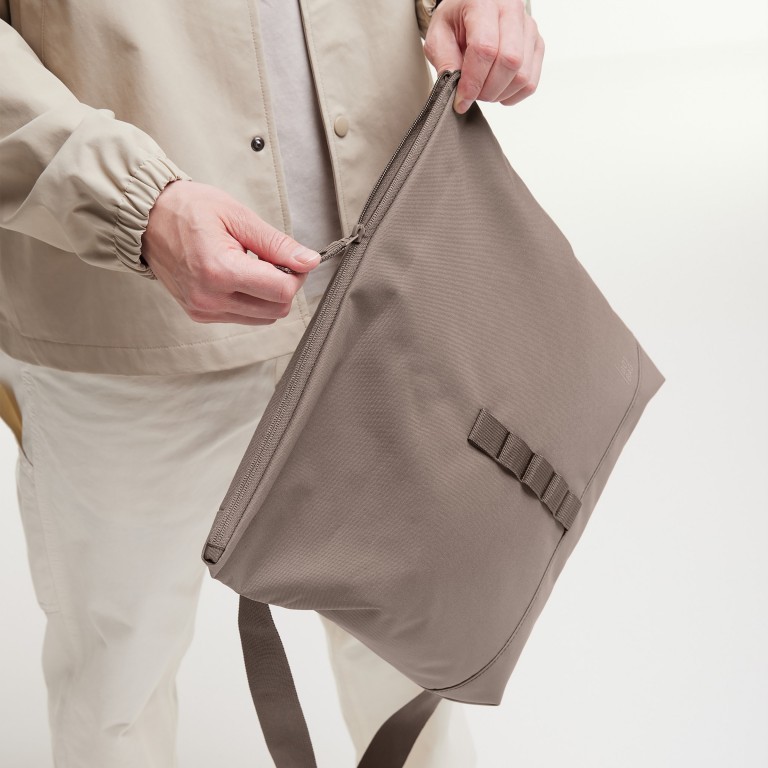 Kuriertasche Messenger Bag Monochrome Oyster, Farbe: taupe/khaki, Marke: Got Bag, EAN: 4260483887673, Abmessungen in cm: 38x19x8, Bild 7 von 9