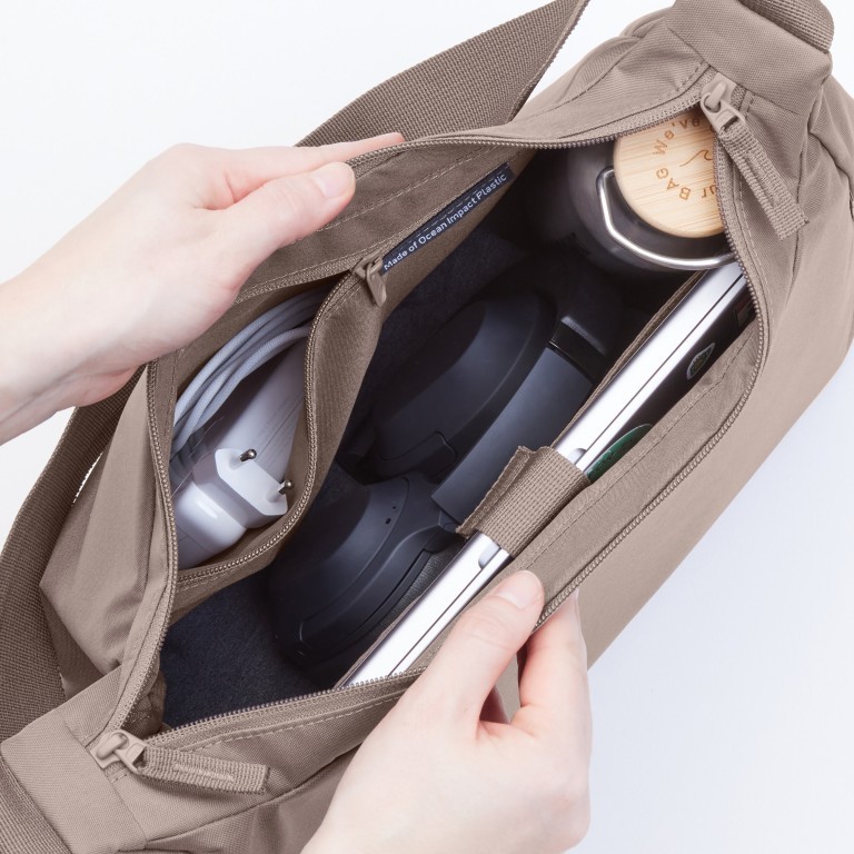 Beuteltasche Square Bag Large Monochrome Oyster, Farbe: taupe/khaki, Marke: Got Bag, EAN: 4260483889387, Abmessungen in cm: 36x25x15, Bild 7 von 7