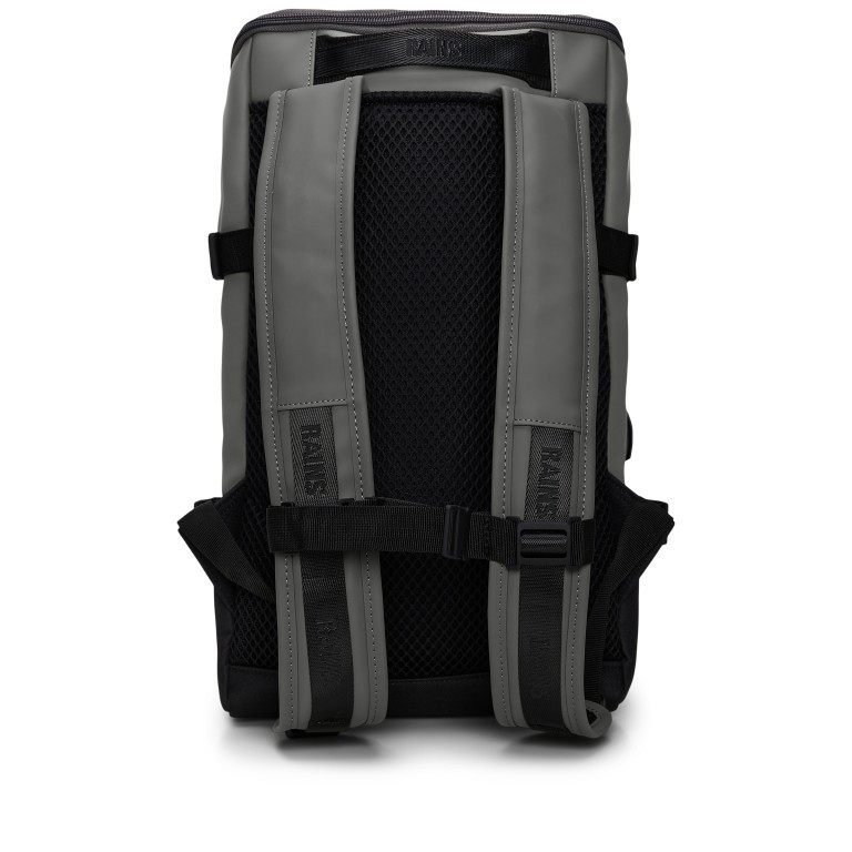 Rucksack Trail Cargo Backpack mit Laptopfach 13 Zoll Grey, Farbe: grau, Marke: Rains, EAN: 5711747571085, Abmessungen in cm: 26x45x12, Bild 2 von 5