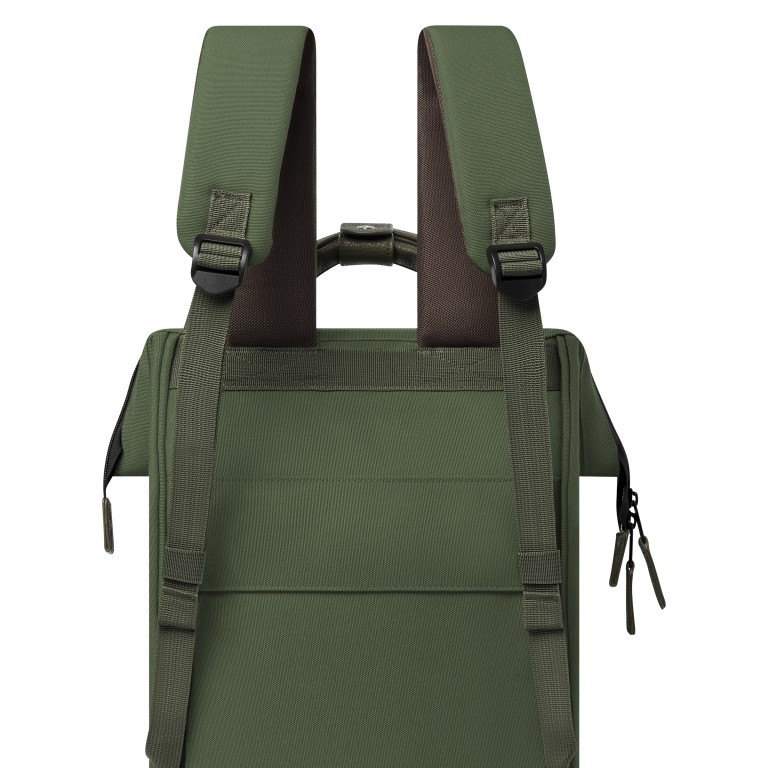 Rucksack Adventurer Medium Seoul mit zwei auswechselbaren Vortaschen Grün, Farbe: grün/oliv, Marke: Cabaia, EAN: 3701328303527, Abmessungen in cm: 27x41x16, Bild 9 von 10