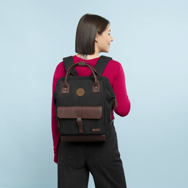 Rucksack Adventurer Medium Managuga mit zwei auswechselbaren Vortaschen Schwarz, Farbe: schwarz, Marke: Cabaia, EAN: 3701328390725, Abmessungen in cm: 27x41x16, Bild 7 von 10