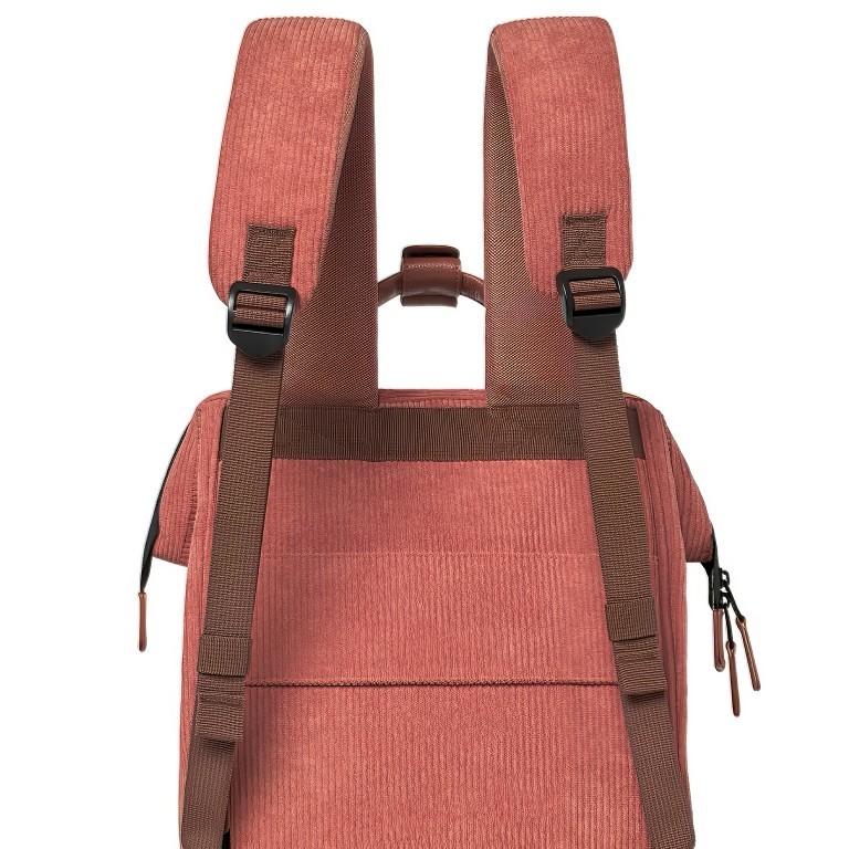 Rucksack Adventurer Medium Newcastle mit zwei auswechselbaren Vortaschen Orange, Farbe: orange, Marke: Cabaia, EAN: 3701328304104, Abmessungen in cm: 27x41x16, Bild 9 von 10