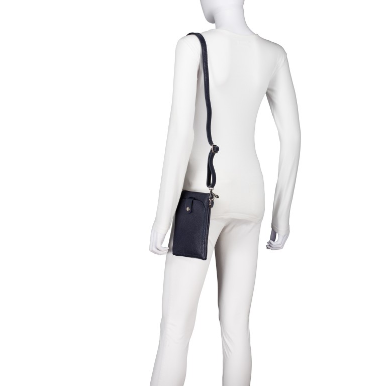 Umhängetasche / Handytasche mit Silberfittings Dunkelblau, Farbe: blau/petrol, Marke: Hausfelder Manufaktur, EAN: 4065646022263, Abmessungen in cm: 14.5x21x1.7, Bild 4 von 6