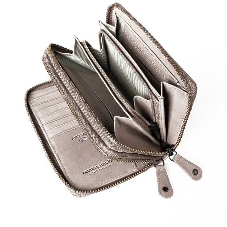 Geldbörse Grandma's Luxury Club Betty Cashmere, Farbe: beige, Marke: Aunts & Uncles, EAN: 4255717202377, Abmessungen in cm: 14.5x9x3, Bild 5 von 5