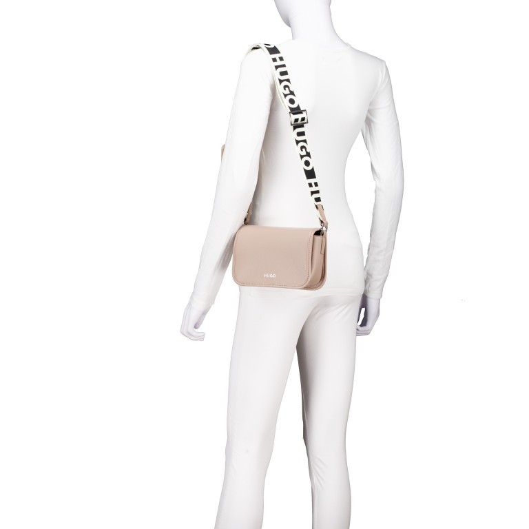 Umhängetasche Bel Crossbody Flap Dark Beige, Farbe: beige, Marke: HUGO, EAN: 4063545103595, Abmessungen in cm: 20x14x7.5, Bild 4 von 6