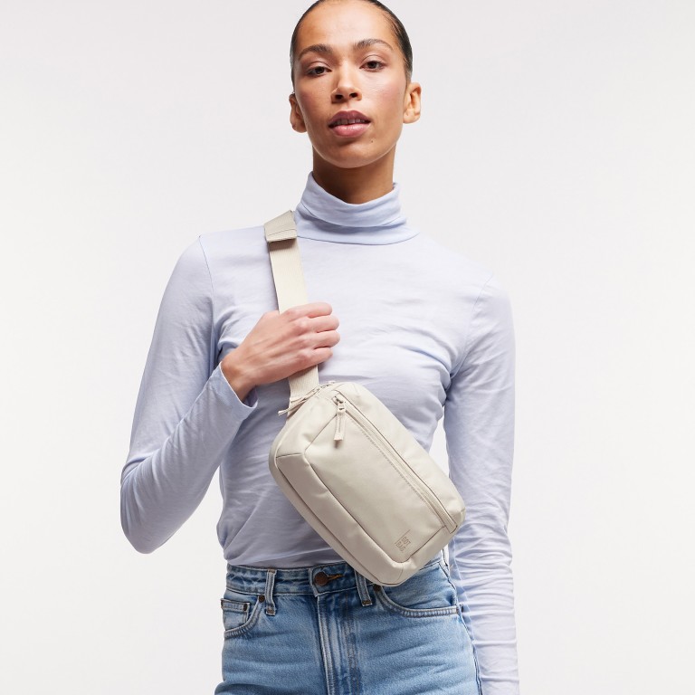 Umhängetasche / Gürteltasche Sling Bag Soft Shell, Farbe: beige, Marke: Got Bag, EAN: 4262457052797, Abmessungen in cm: 23x16x8, Bild 3 von 6