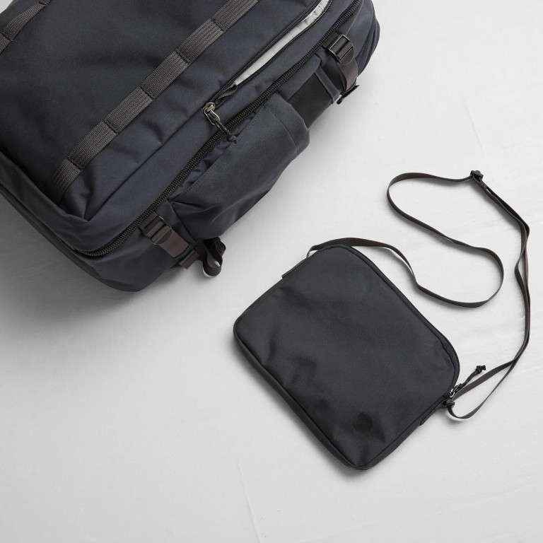 Reisetasche / Rucksack Färden Carry-On Pack Coal Black, Farbe: anthrazit, Marke: Fjällräven, EAN: 7323451088421, Abmessungen in cm: 35x55x23, Bild 13 von 14