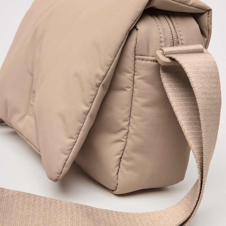 Umhängetasche Cloud Crossbody Bag Monochrome Sandbar, Farbe: taupe/khaki, Marke: Got Bag, EAN: 4262457051813, Abmessungen in cm: 23x17x7, Bild 9 von 9