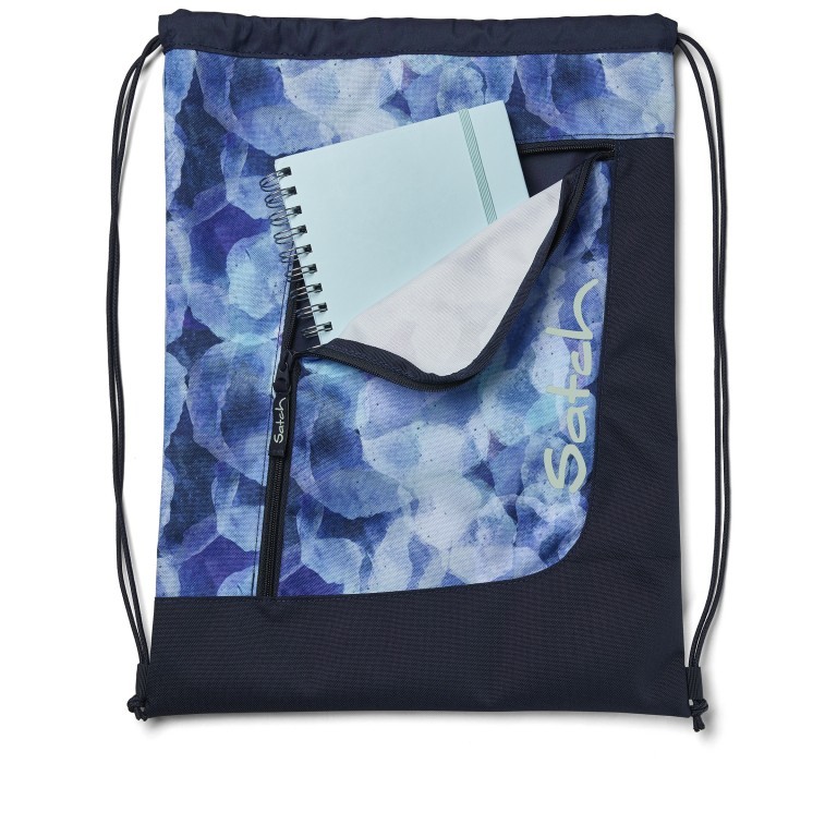Sportbeutel Blurry Sky, Farbe: blau/petrol, Marke: Satch, EAN: 4057081203666, Abmessungen in cm: 33x44x1, Bild 2 von 4