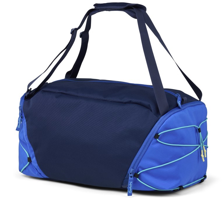 Sporttasche 2025 Sneaker Style auch als Rucksack nutzbar Crossed Blue, Farbe: blau/petrol, Marke: Satch, EAN: 4057081204083, Abmessungen in cm: 45x25x25, Bild 2 von 4