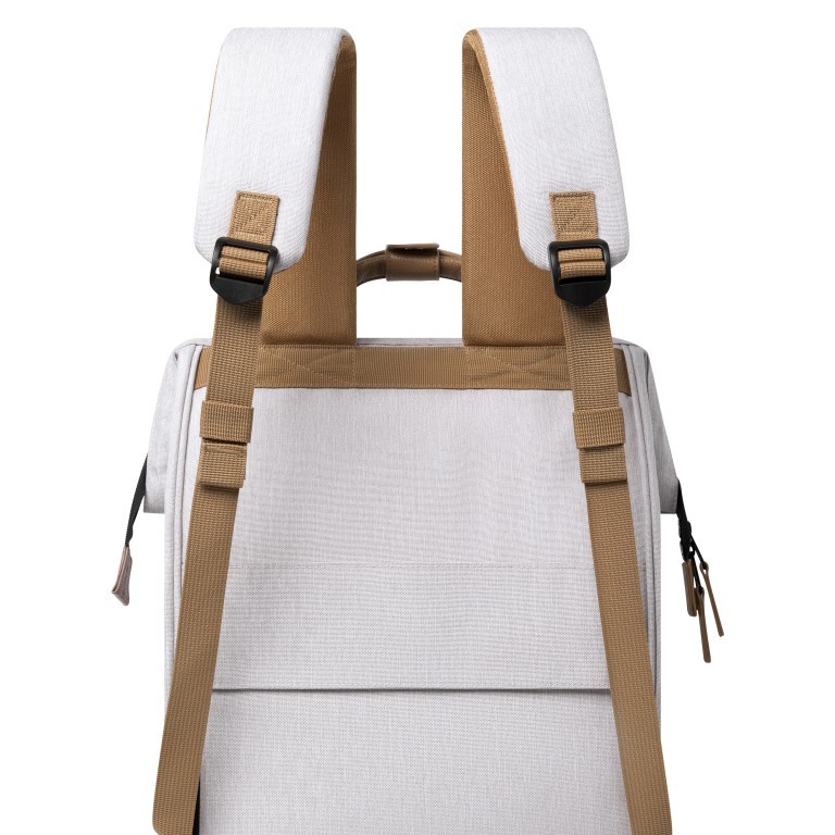 Rucksack Adventurer Large Arequipa mit zwei auswechselbaren Vortaschen Beige, Farbe: beige, Marke: Cabaia, EAN: 3701328388869, Abmessungen in cm: 29x46x17, Bild 9 von 10