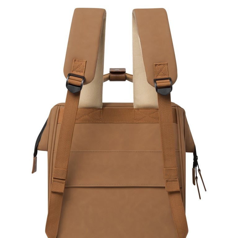 Rucksack Adventurer Medium Moscow mit zwei auswechselbaren Vortaschen Camel, Farbe: cognac, Marke: Cabaia, EAN: 3701328351306, Abmessungen in cm: 27x41x16, Bild 9 von 10