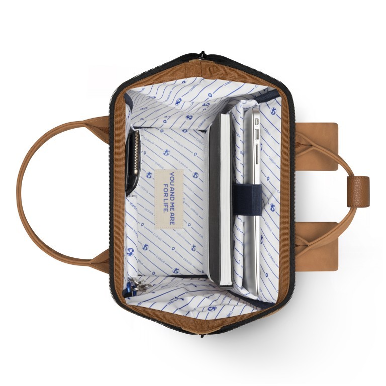 Rucksack Adventurer Medium Moscow mit zwei auswechselbaren Vortaschen Camel, Farbe: cognac, Marke: Cabaia, EAN: 3701328351306, Abmessungen in cm: 27x41x16, Bild 8 von 10