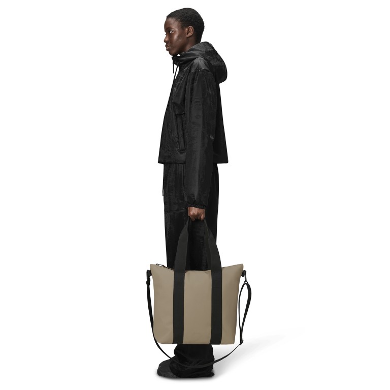 Shopper Tote Bag Mini Beige, Farbe: beige, Marke: Rains, EAN: 5715793003637, Abmessungen in cm: 35x36x13, Bild 3 von 4