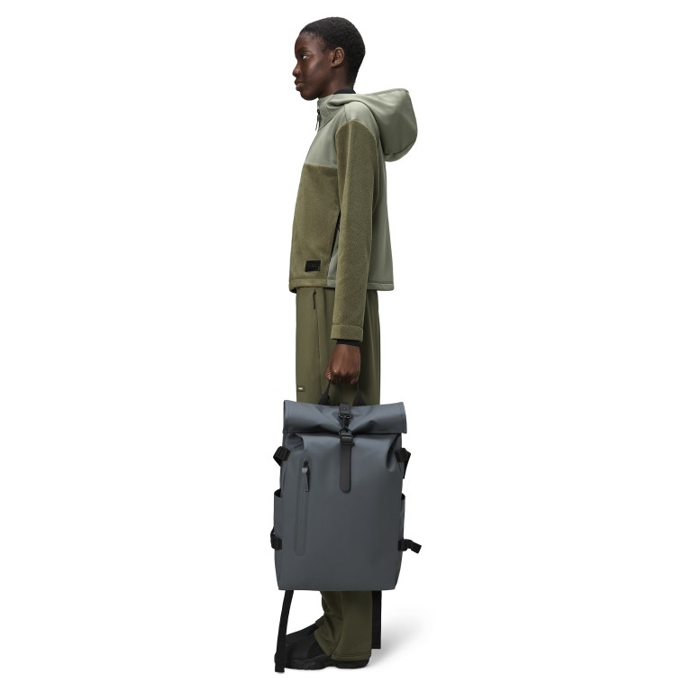 Rucksack Rolltop Large Lagoon, Farbe: blau/petrol, Marke: Rains, EAN: 5715793003965, Abmessungen in cm: 32x52x14, Bild 3 von 4