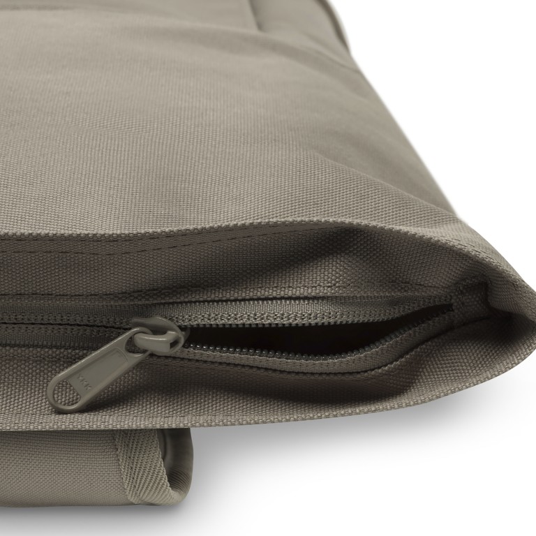 Rucksack Eco Series Allen Medium erweiterbar Desert Grey, Farbe: taupe/khaki, Marke: Johnny Urban, EAN: 4260759424137, Abmessungen in cm: 28.5x40.5x13, Bild 5 von 8