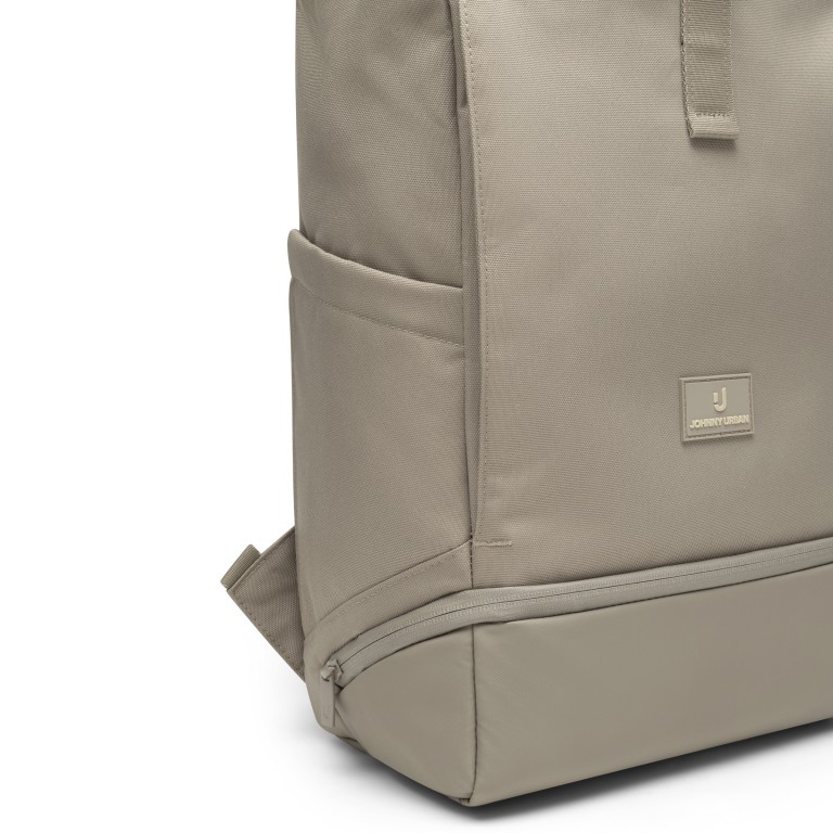 Rucksack Eco Series Allen Medium erweiterbar Desert Grey, Farbe: taupe/khaki, Marke: Johnny Urban, EAN: 4260759424137, Abmessungen in cm: 28.5x40.5x13, Bild 11 von 15