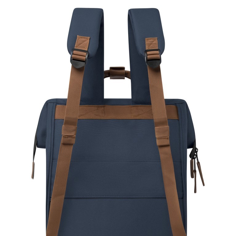 Rucksack Adventurer Large Chicago mit zwei auswechselbaren Vortaschen Navy, Farbe: blau/petrol, Marke: Cabaia, EAN: 3701328319443, Abmessungen in cm: 29x46x17, Bild 9 von 10