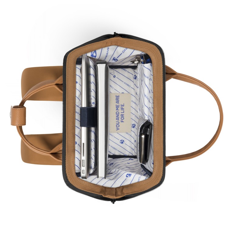 Rucksack Adventurer Small Metz mit zwei auswechselbaren Vortaschen Hellbraun, Farbe: braun, Marke: Cabaia, EAN: 3667022017880, Abmessungen in cm: 23x32x13, Bild 10 von 12