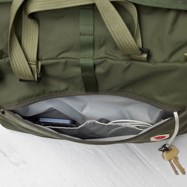 Shopper / Reisetasche High Coast Tote 30 erweiterbar Mountain Green, Farbe: grün/oliv, Marke: Fjällräven, EAN: 7323451110092, Abmessungen in cm: 40x38x19, Bild 6 von 9