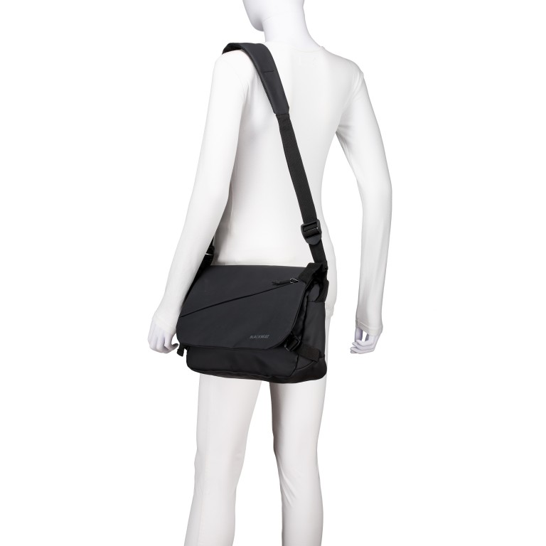 Umhängetasche BBCT17-M-B Black, Farbe: schwarz, Marke: Blackbeat, EAN: 4066727007254, Abmessungen in cm: 34x27x8, Bild 4 von 6