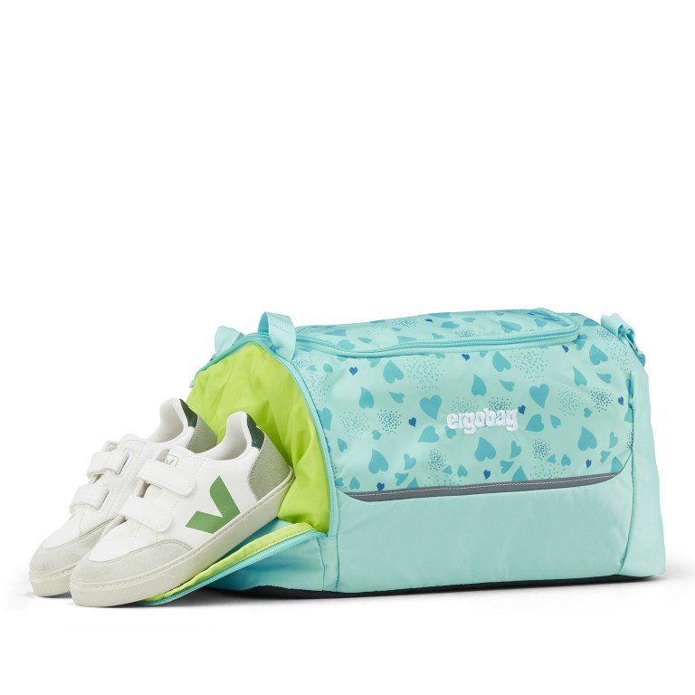 Sporttasche ReitBärtraum, Farbe: grün/oliv, Marke: Ergobag, EAN: 4057081220403, Abmessungen in cm: 42x26x21, Bild 3 von 4