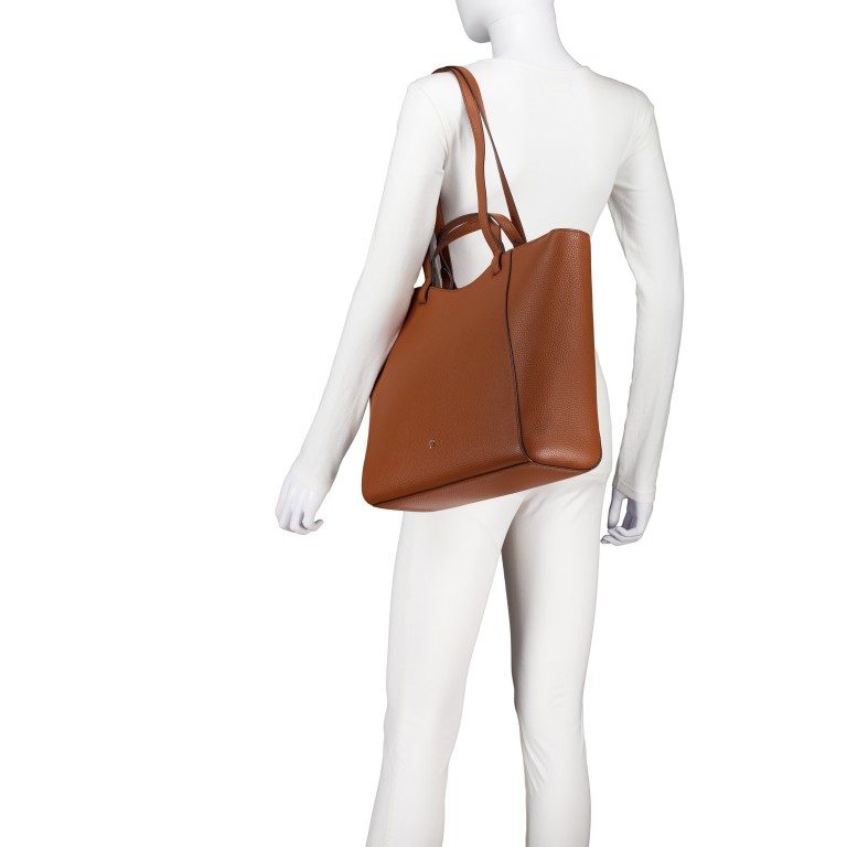 Shopper Pura L Cognac Brown, Farbe: cognac, Marke: AIGNER, EAN: 4055539682087, Abmessungen in cm: 35x30x14, Bild 4 von 5