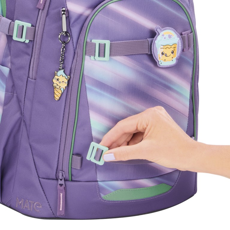 Rucksack Mate Modell 2026 30 Liter Arctic Lights, Farbe: flieder/lila, Marke: Coocazoo, EAN: 4047443544070, Abmessungen in cm: 30x44x23, Bild 8 von 9