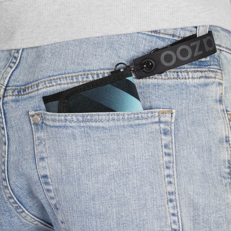 Geldbörse Laser Lights, Farbe: grün/oliv, Marke: Coocazoo, EAN: 4047443511133, Abmessungen in cm: 12x8x1.5, Bild 3 von 3